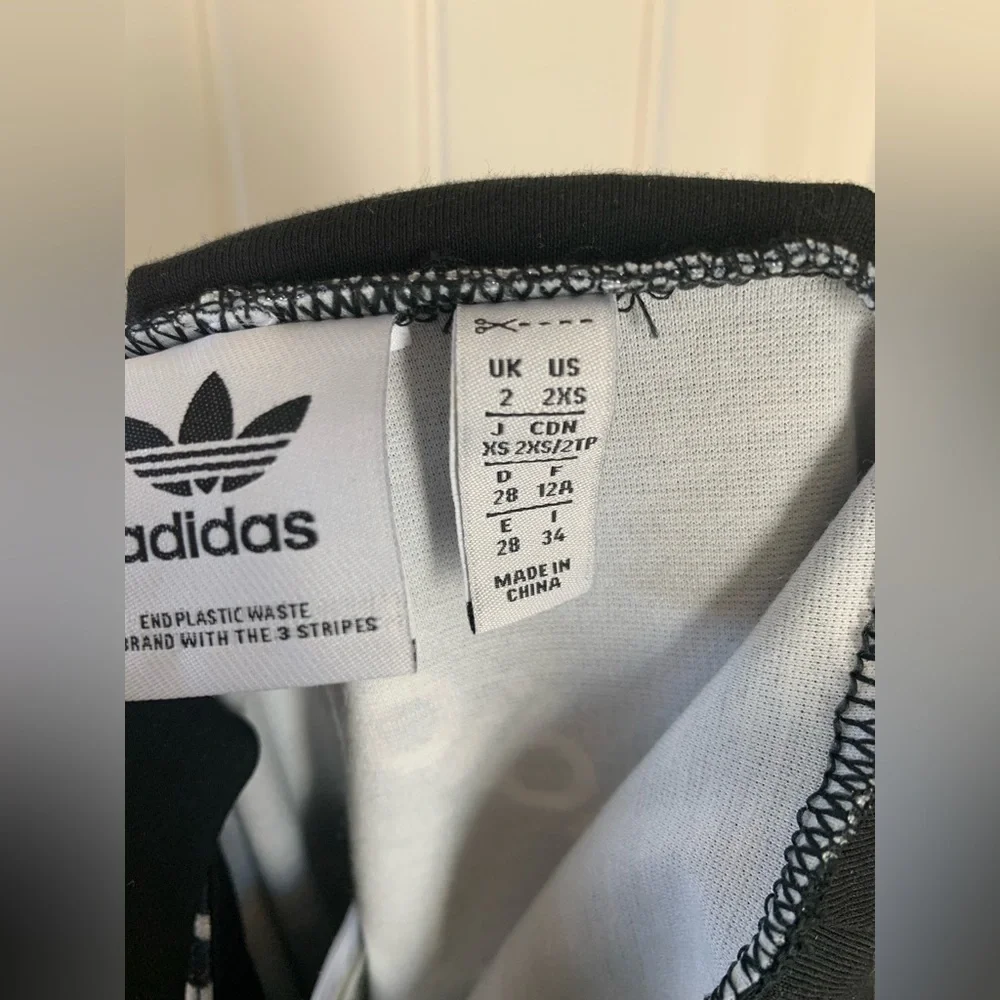 Adidas jumpsuit - Picture 5 of 5